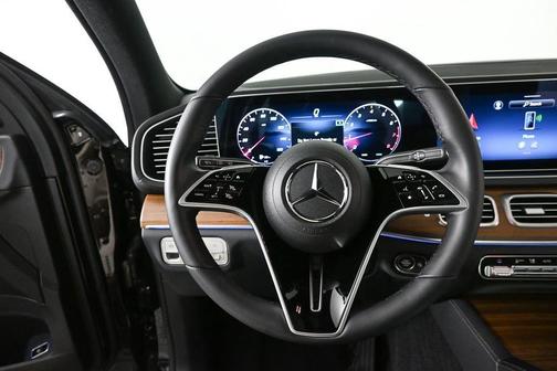 Obsidian Black Metallic 2026 Mercedes-Benz GLE 350 Base 4MATIC