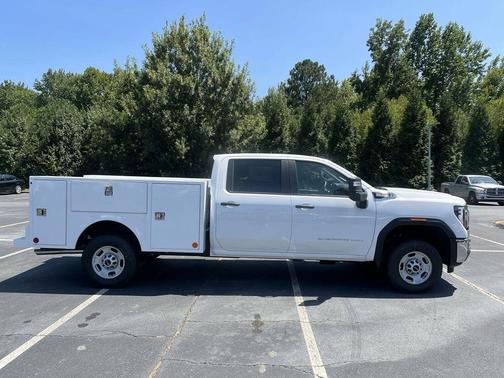 Summit White 2024 GMC Sierra 2500 Pro