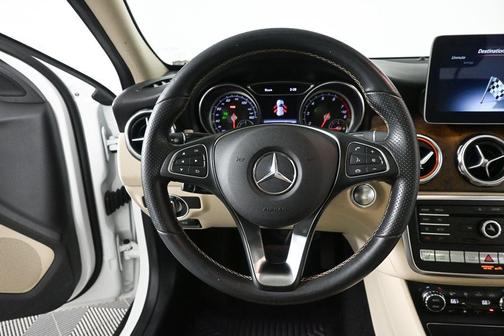 Polar White 2020 Mercedes-Benz GLA 250 Base 4MATIC