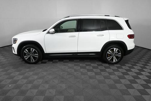 White 2025 Mercedes-Benz GLB 250 Base
