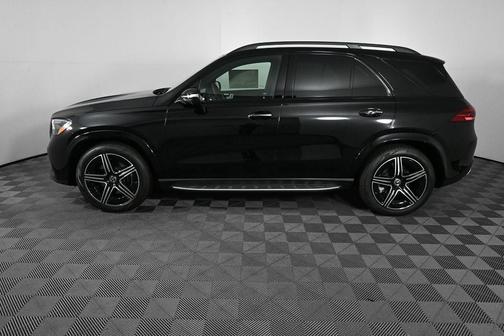 Black 2026 Mercedes-Benz GLE 450 4MATIC