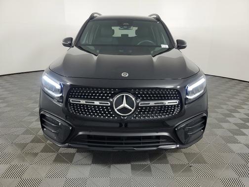 2024 Mercedes-Benz GLB 250