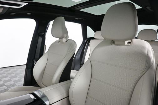 White 2026 Mercedes-Benz GLC 300 Base