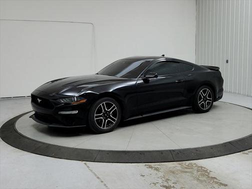 2021 Ford Mustang EcoBoost