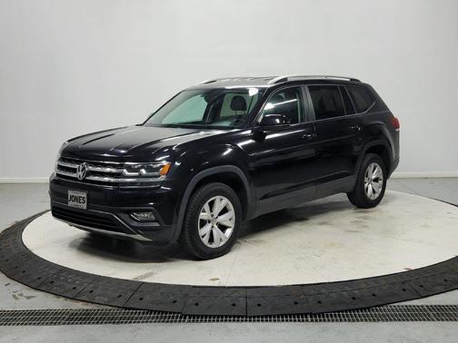 Deep Black Pearl 2018 Volkswagen Atlas 3.6L SE