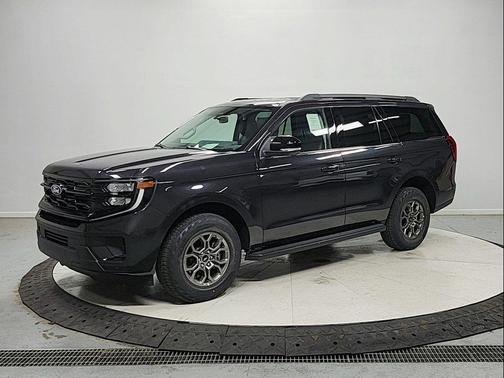 Gray 2027 Ford Expedition Active