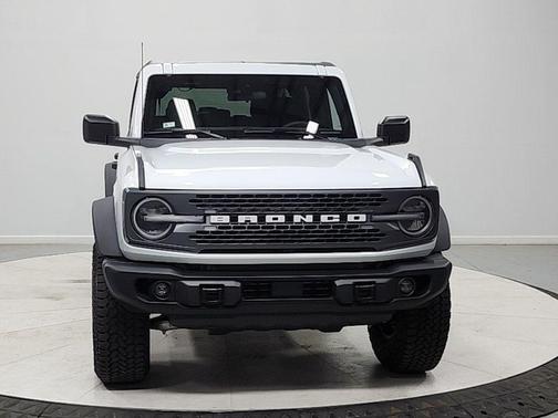 OXFORD WHITE 2026 Ford Bronco Badlands