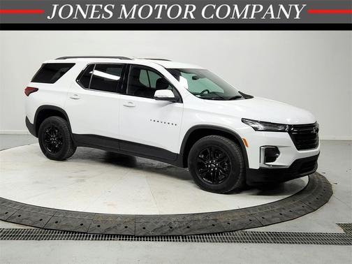 2022 Chevrolet Traverse LT Leather