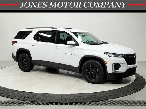 2022 Chevrolet Traverse LT Leather