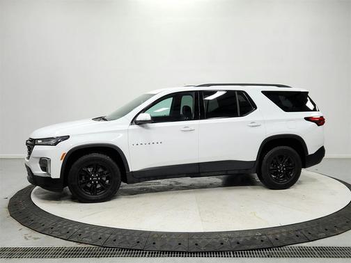 2022 Chevrolet Traverse LT Leather