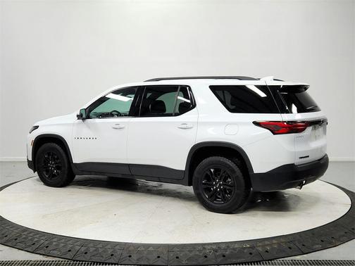 2022 Chevrolet Traverse LT Leather