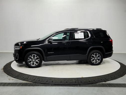2023 GMC Acadia AWD SLT
