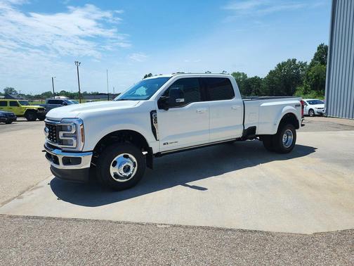 STAR WHITE 2026 Ford F-350 Lariat
