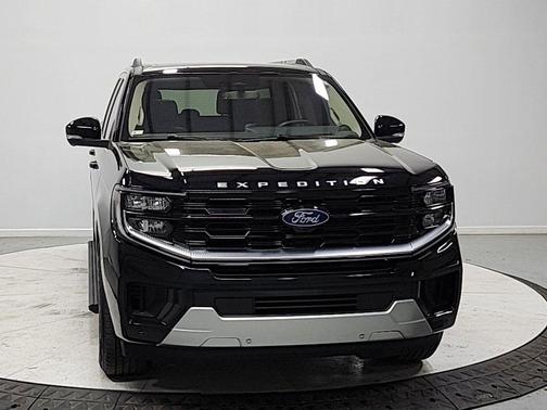 AGATE BLACK METALLIC 2025 Ford Expedition Max Platinum