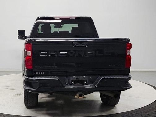 Black 2024 Chevrolet Silverado 2500 Custom