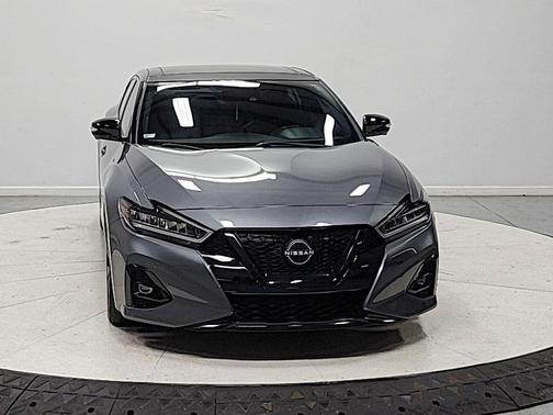 Gun Metallic 2023 Nissan Maxima SR Xtronic CVT