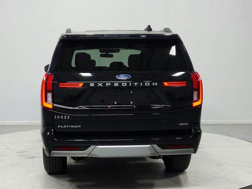 AGATE BLACK METALLIC 2025 Ford Expedition Max Platinum
