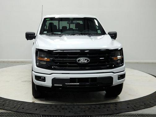 OXFORD WHITE 2026 Ford F-150 XLT