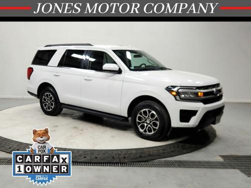 OXFORD WHITE 2024 Ford Expedition XLT