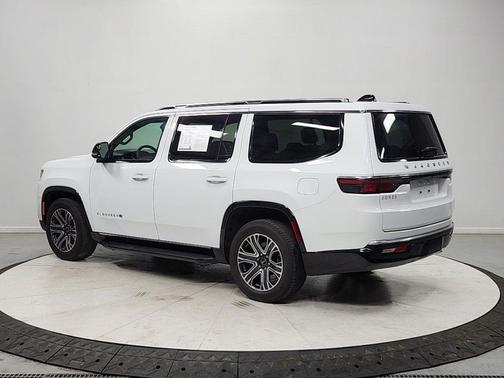 Bright White Clearcoat 2025 Jeep Wagoneer 4x2