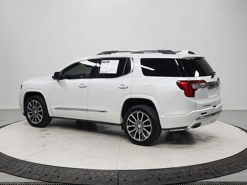White Frost Tricoat 2022 GMC Acadia Denali