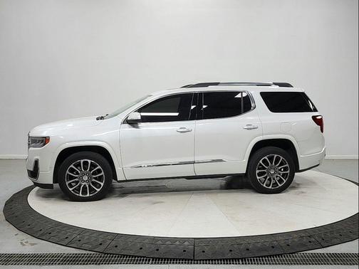 White Frost Tricoat 2022 GMC Acadia Denali