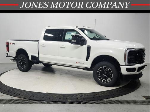 STAR WHITE 2026 Ford F-350 Platinum Truck