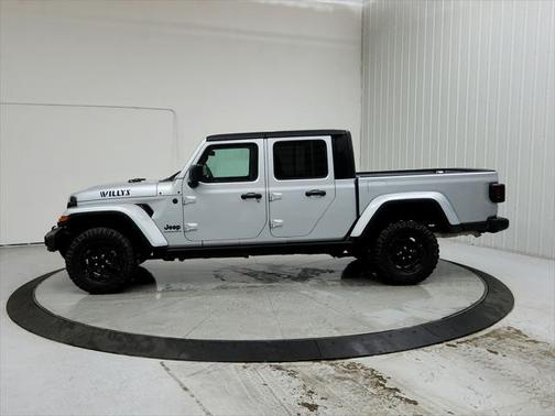 2023 Jeep Gladiator Willys 4x4