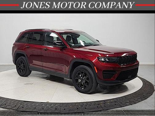 Velvet Red Pearlcoat 2024 Jeep Grand Cherokee Altitude