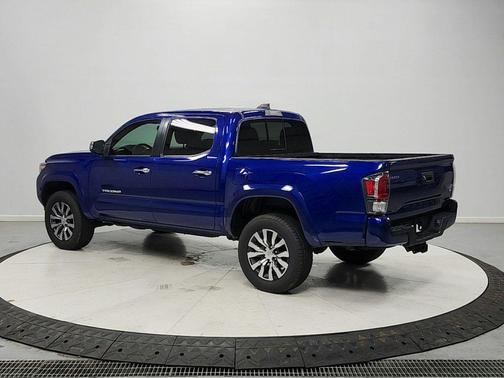 Blue Crush Metallic 2022 Toyota Tacoma Limited