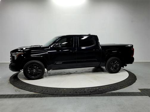 2024 Toyota Tundra Hybrid Platinum