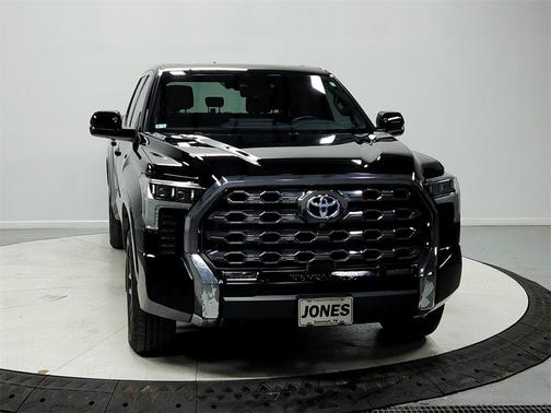 2024 Toyota Tundra Hybrid Platinum