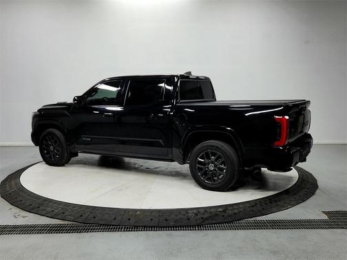 2024 Toyota Tundra Hybrid Platinum