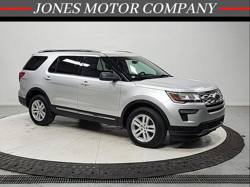 Ingot Silver 2019 Ford Explorer XLT