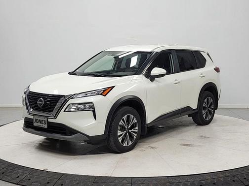 Pearl White Tricoat 2023 Nissan Rogue SV