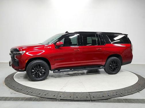 2023 Chevrolet Suburban 4WD Z71