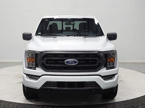 OXFORD WHITE 2023 Ford F-150 XLT