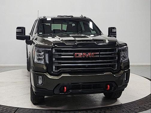 Forest Metallic 2022 GMC Sierra 2500 AT4