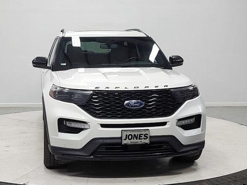 STAR WHITE MET TRI-COAT 2022 Ford Explorer ST