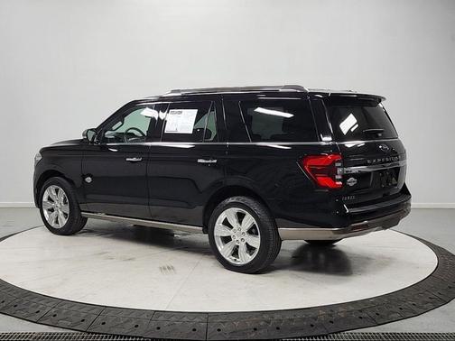 AGATE BLACK METALLIC 2023 Ford Expedition King Ranch