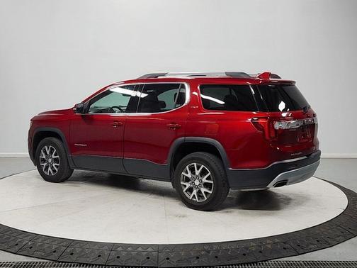 Volcanic Red Tintcoat 2023 GMC Acadia FWD SLT