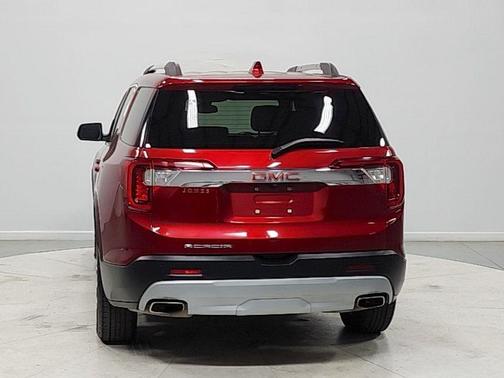 Volcanic Red Tintcoat 2023 GMC Acadia FWD SLT