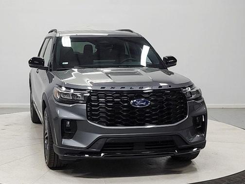 CARBONIZED GRAY METALLIC 2026 Ford Explorer ST-Line