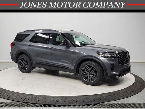CARBONIZED GRAY METALLIC 2026 Ford Explorer ST-Line