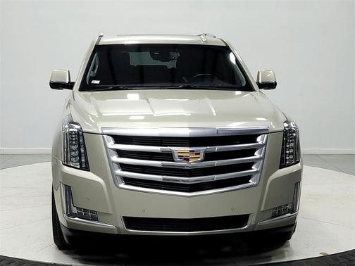 2015 Cadillac Escalade Luxury