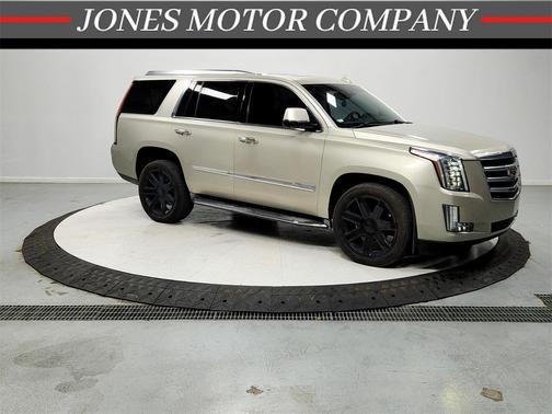 2015 Cadillac Escalade Luxury