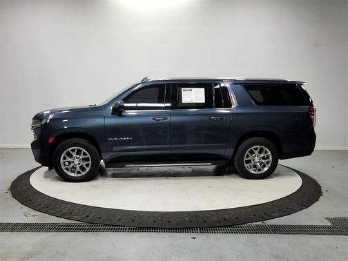 2021 Chevrolet Suburban LT
