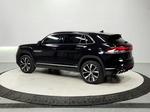 2024 Volkswagen Atlas Cross Sport 2.0T SEL Premium