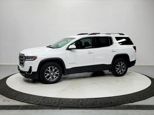 2023 GMC Acadia AWD SLT