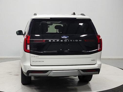 STAR WHITE MET TRI-COAT 2025 Ford Expedition Max Platinum